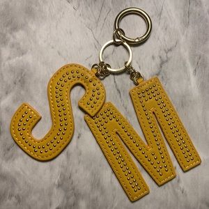 STEVE MADDEN • Mustard Leather Studded Keychain